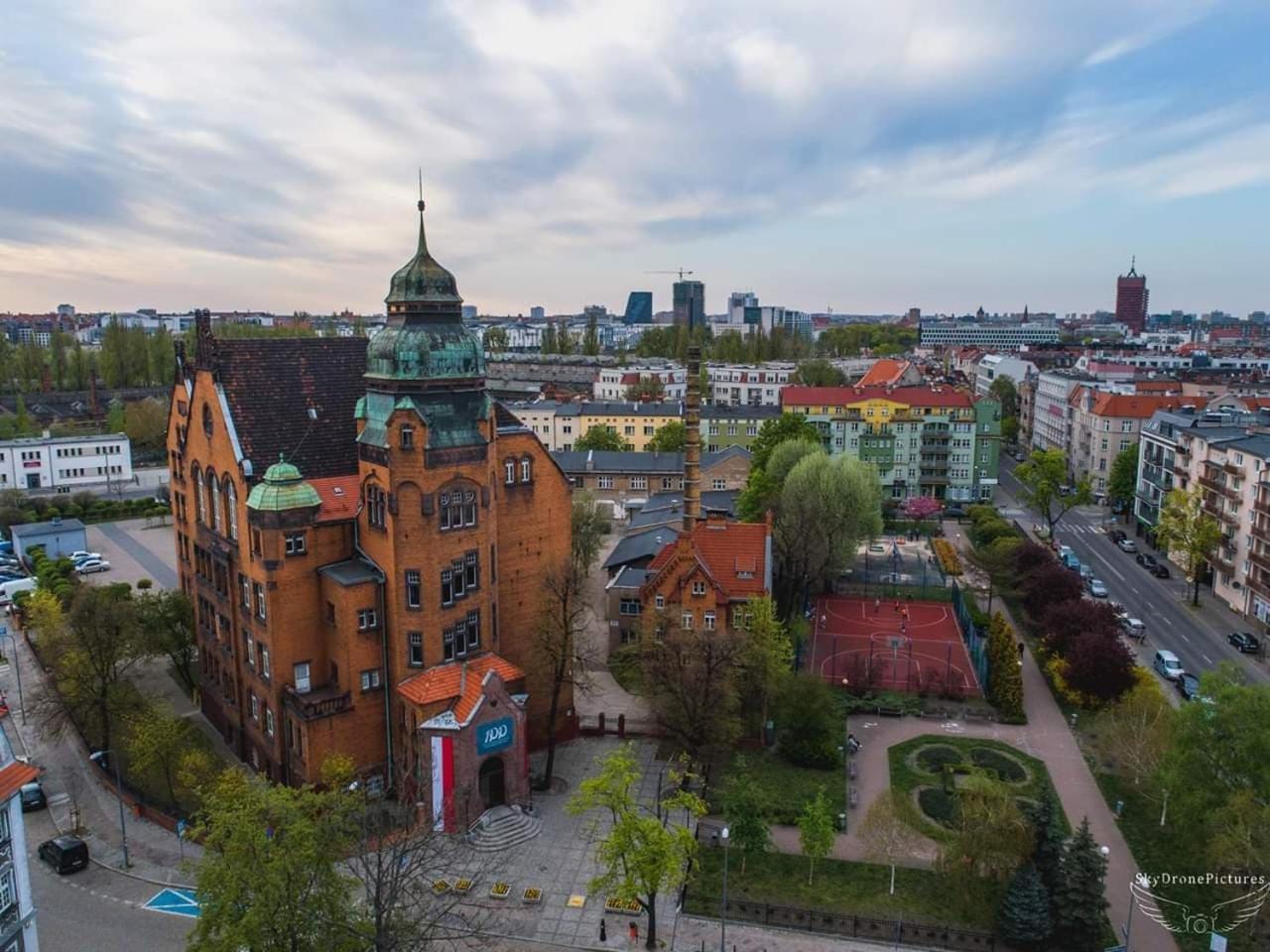 Apartament Wilda Poznań Exteriör bild